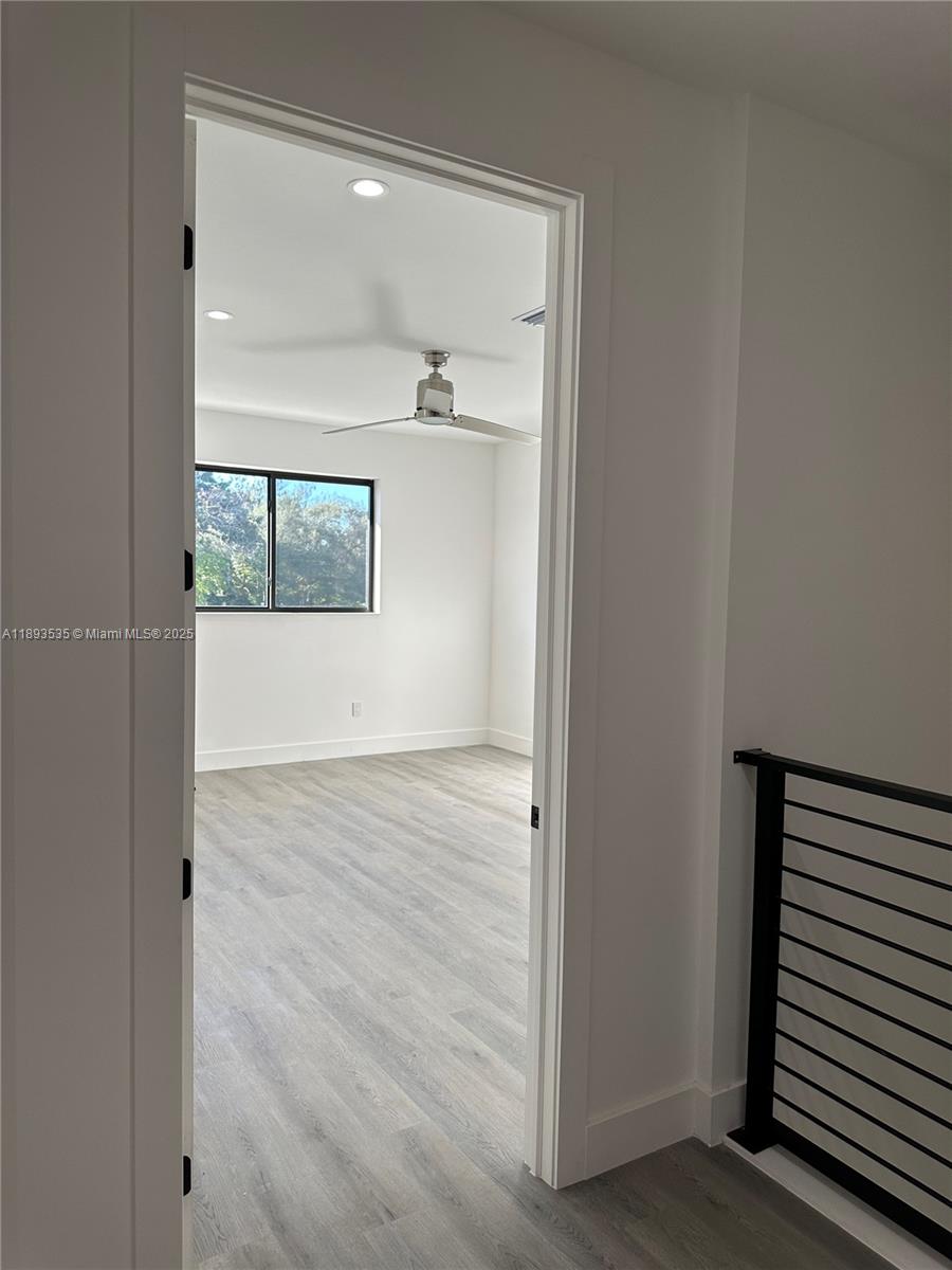 CANAL GROVES - Residential Lease