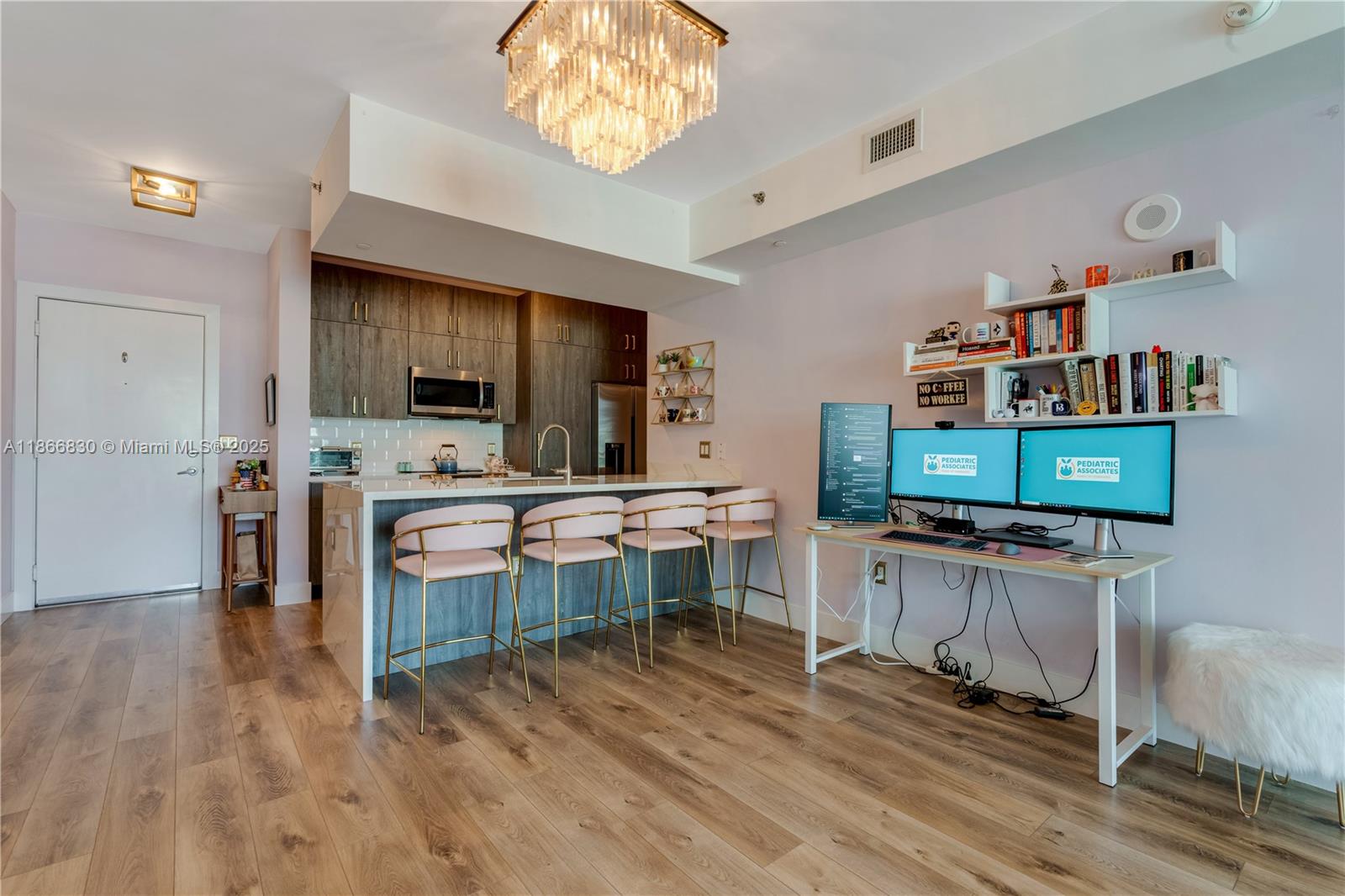 THE PLAZA 901 BRICKELL CO - Residential