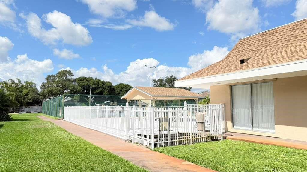 COUNTRY PINES CONDO - Residential Lease