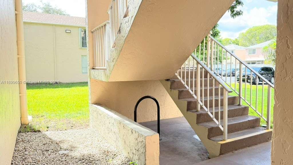 COUNTRY PINES CONDO - Residential Lease