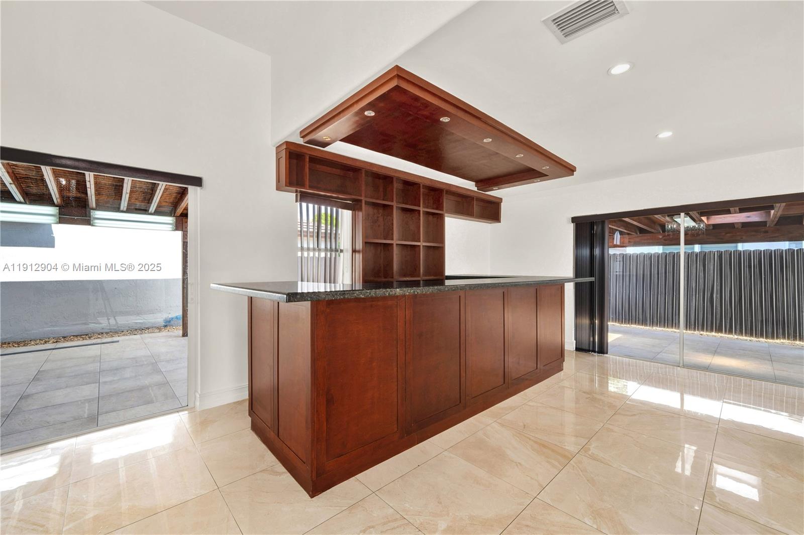 SHOMA HOMES AT TAMIAMI IV - Residential Lease