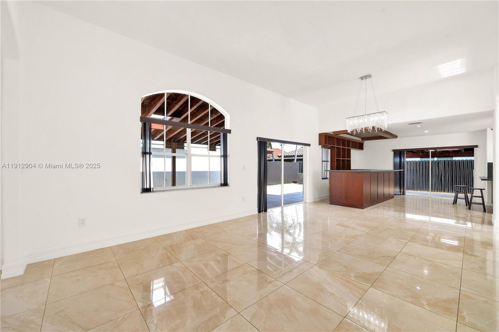 SHOMA HOMES AT TAMIAMI IV - Residential Lease