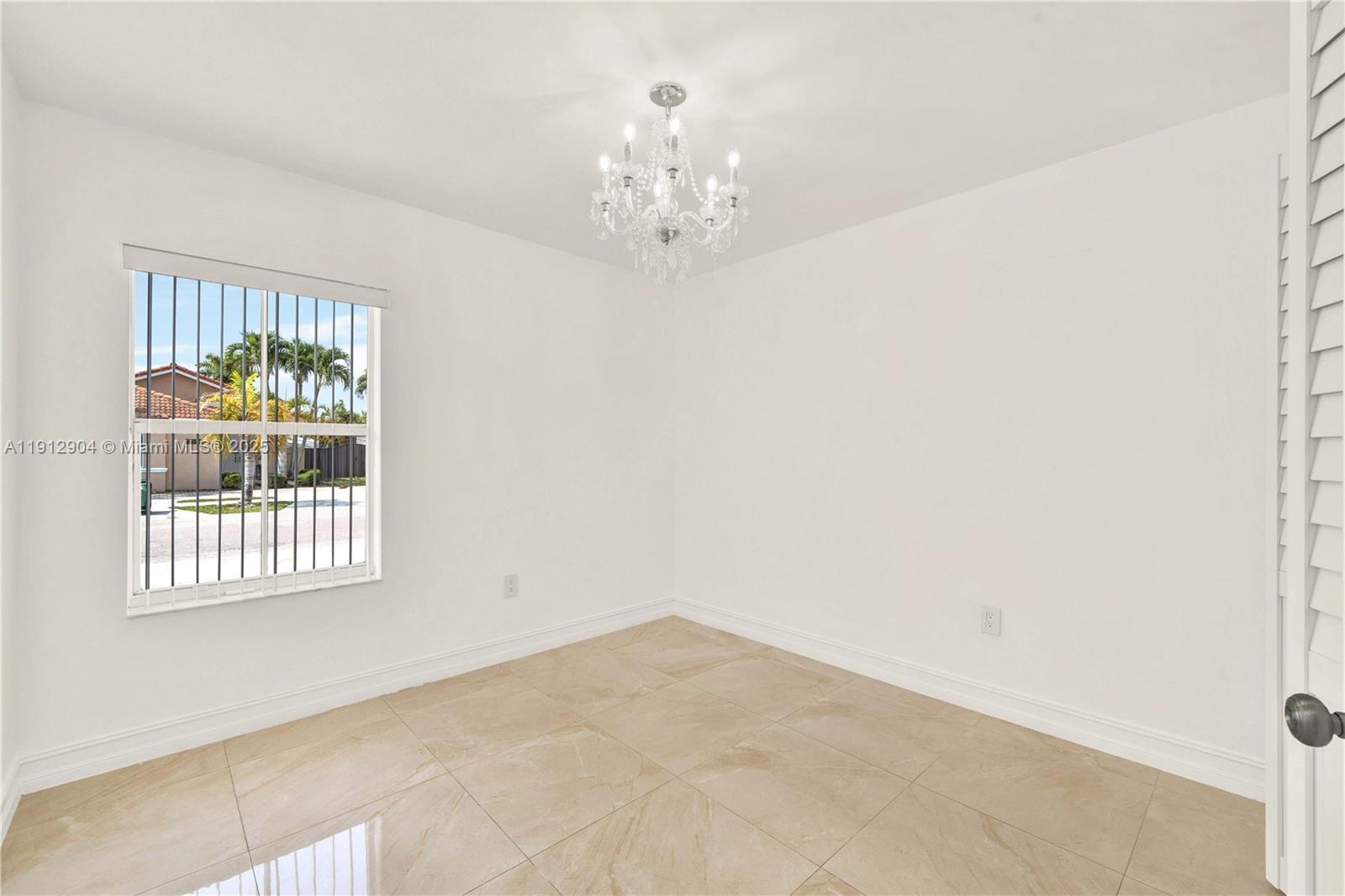 SHOMA HOMES AT TAMIAMI IV - Residential Lease