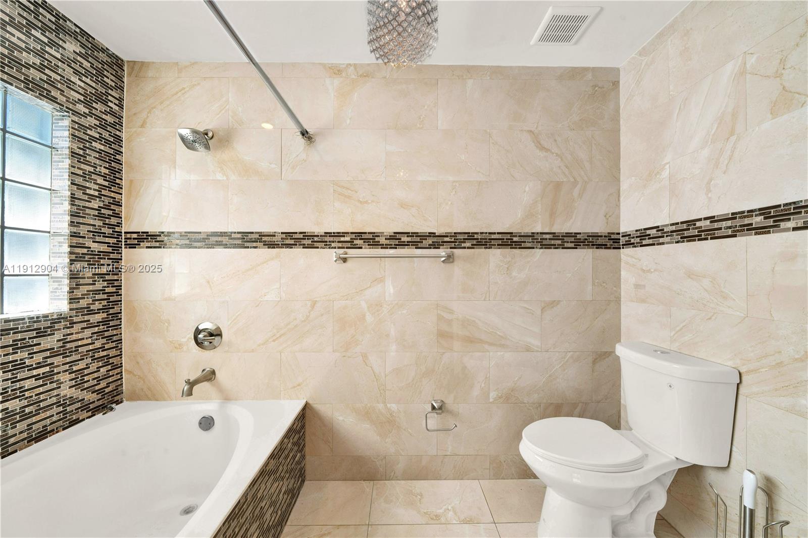 SHOMA HOMES AT TAMIAMI IV - Residential Lease