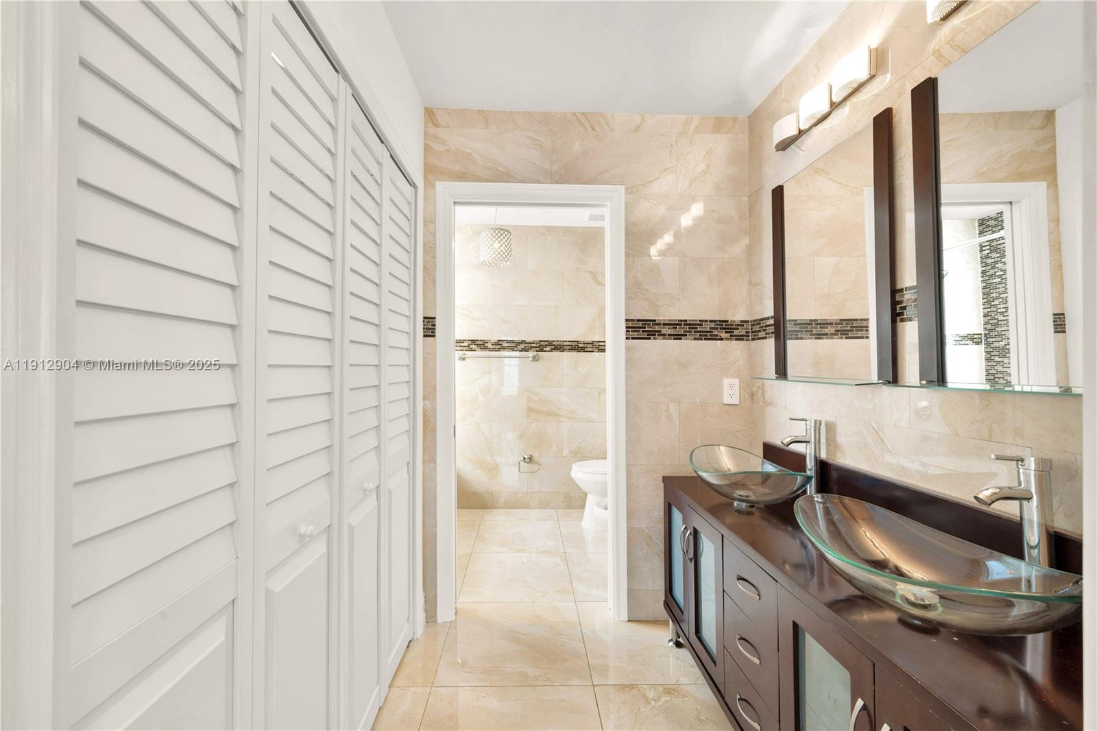 SHOMA HOMES AT TAMIAMI IV - Residential Lease