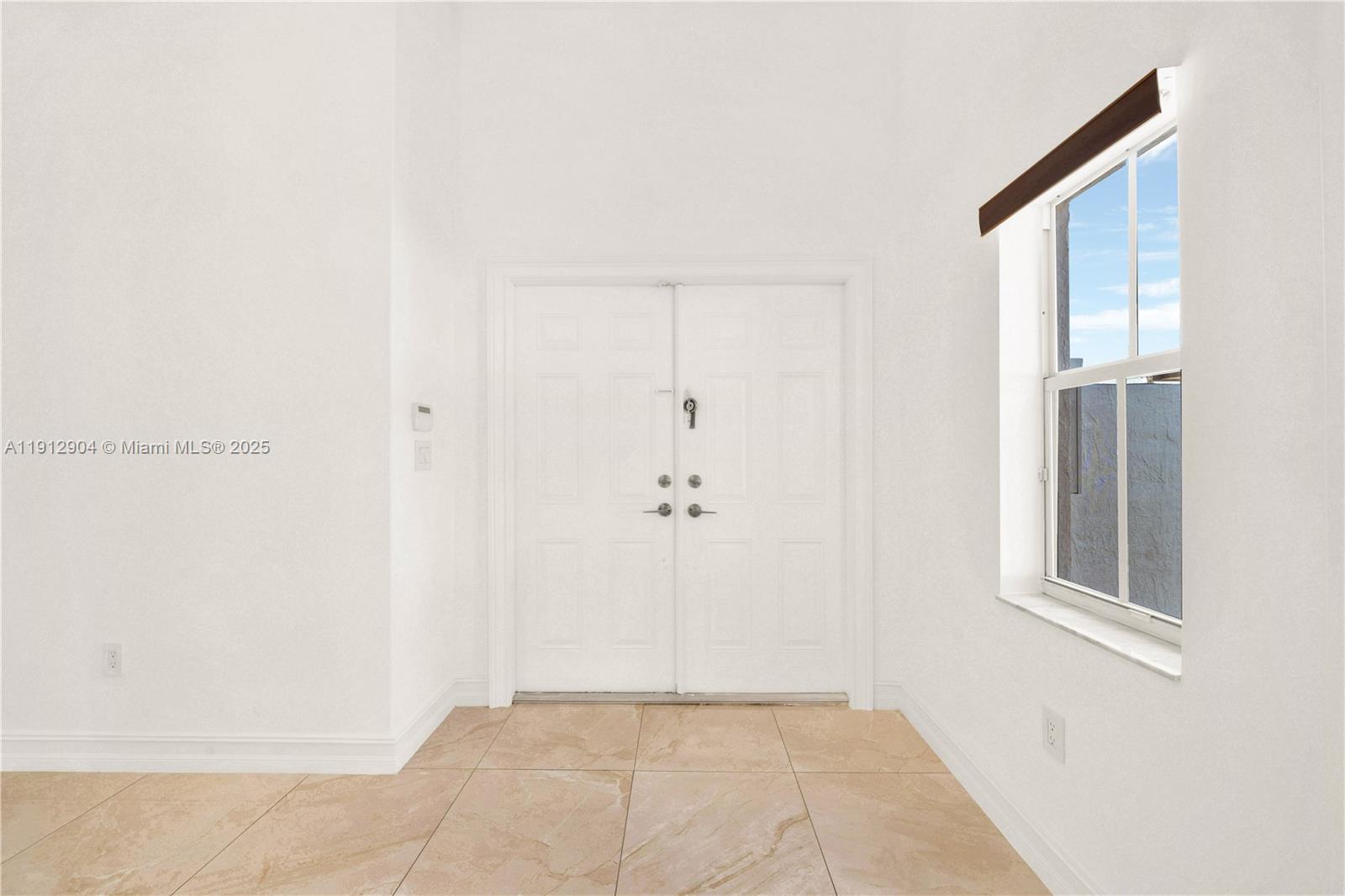 SHOMA HOMES AT TAMIAMI IV - Residential Lease