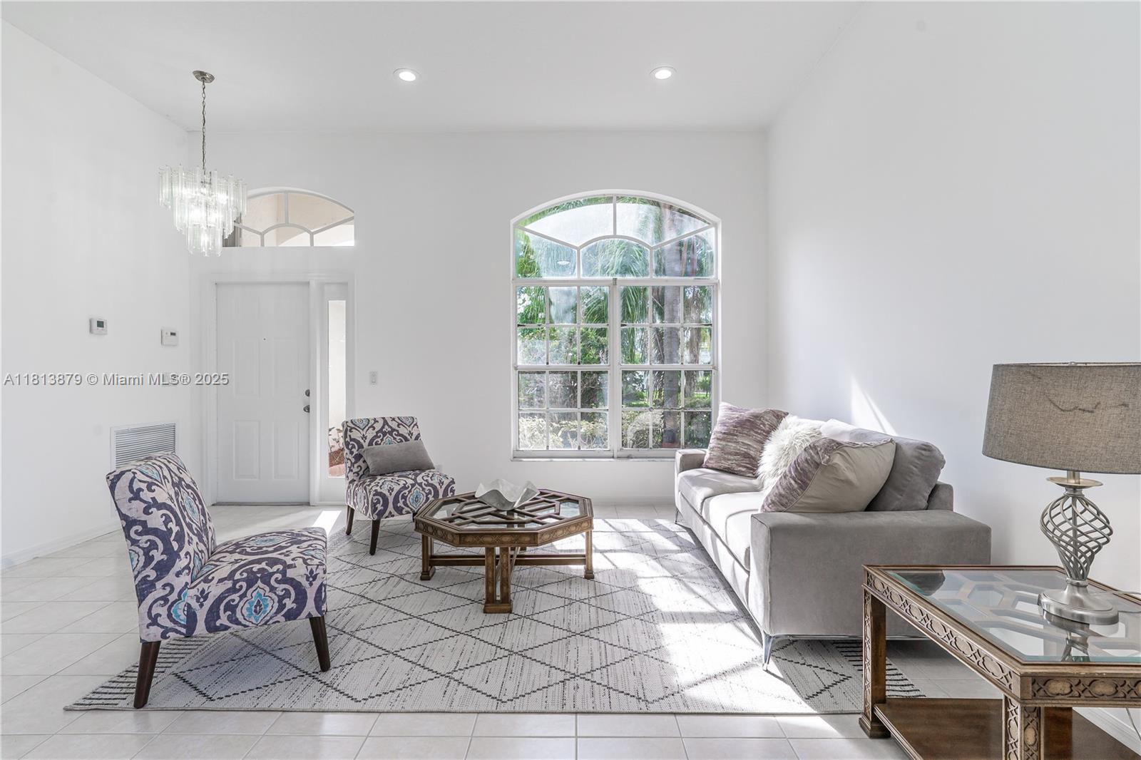 1123 NW 131st Ave, Pembroke Pines, FL, 33028/$675,000 2 1123 NW 131st Ave