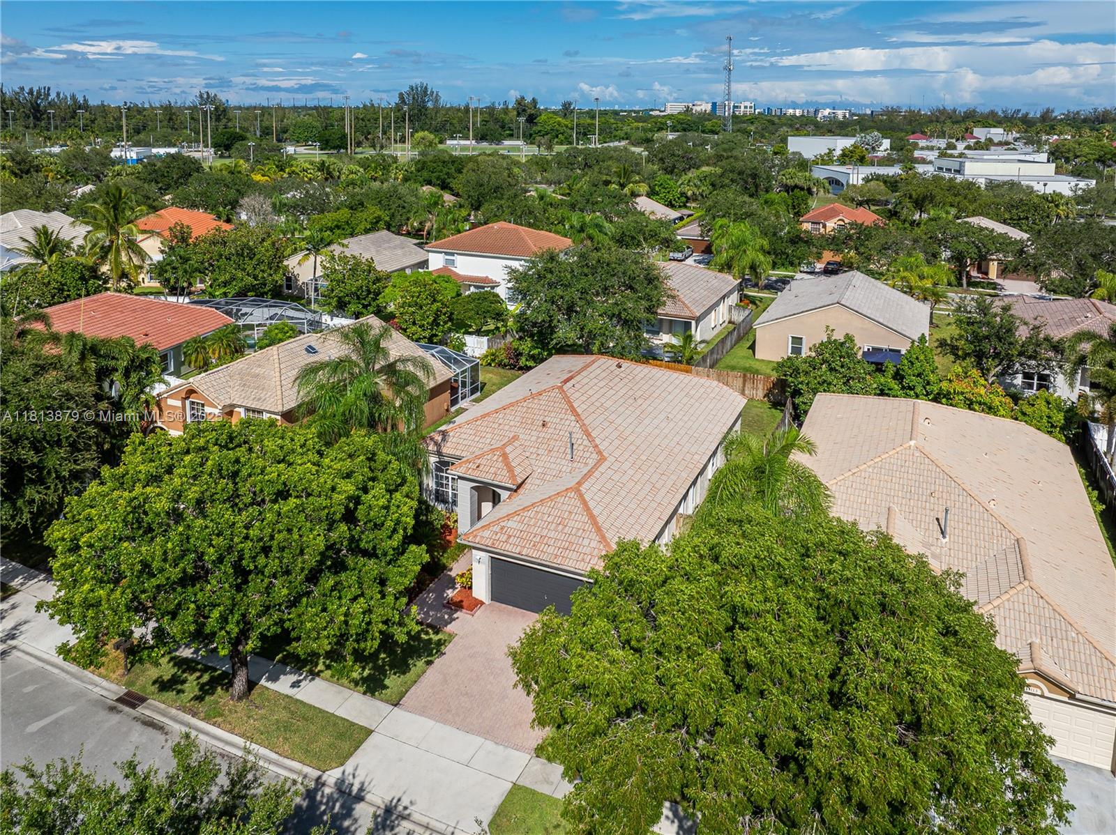 1123 NW 131st Ave, Pembroke Pines, FL, 33028/$675,000 1 1123 NW 131st Ave