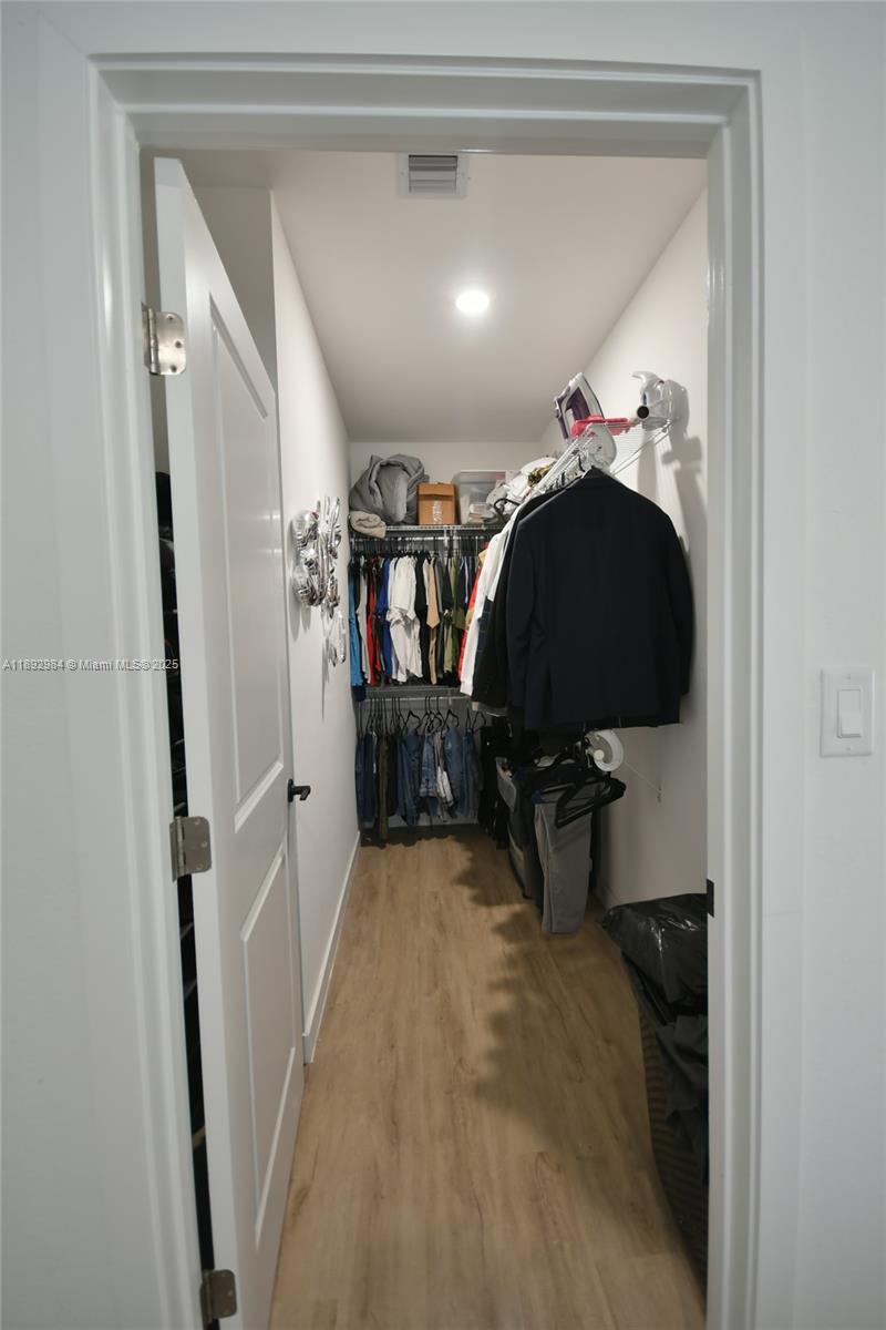 On Alba - Residential Lease
