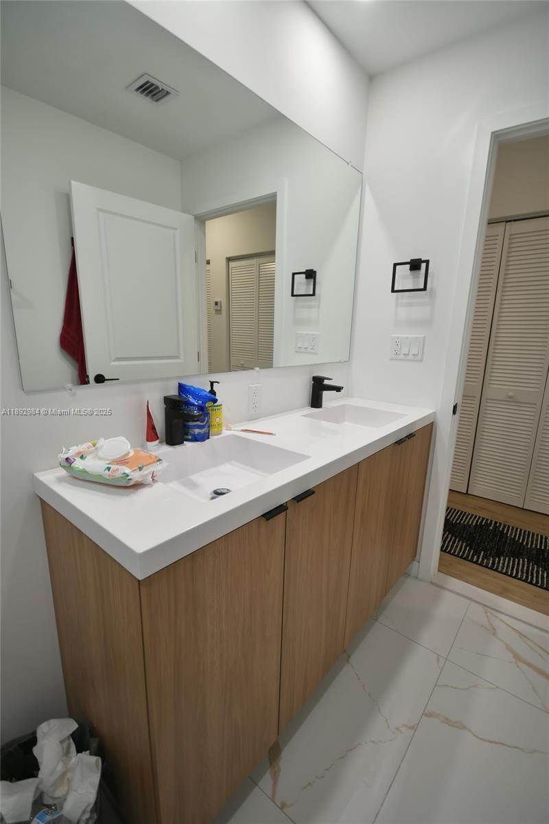 On Alba - Residential Lease