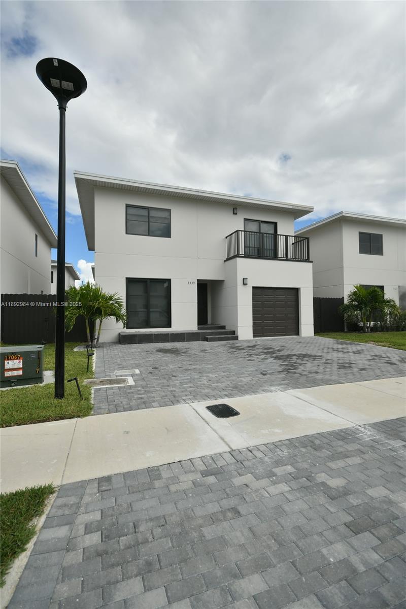 On Alba - Residential Lease