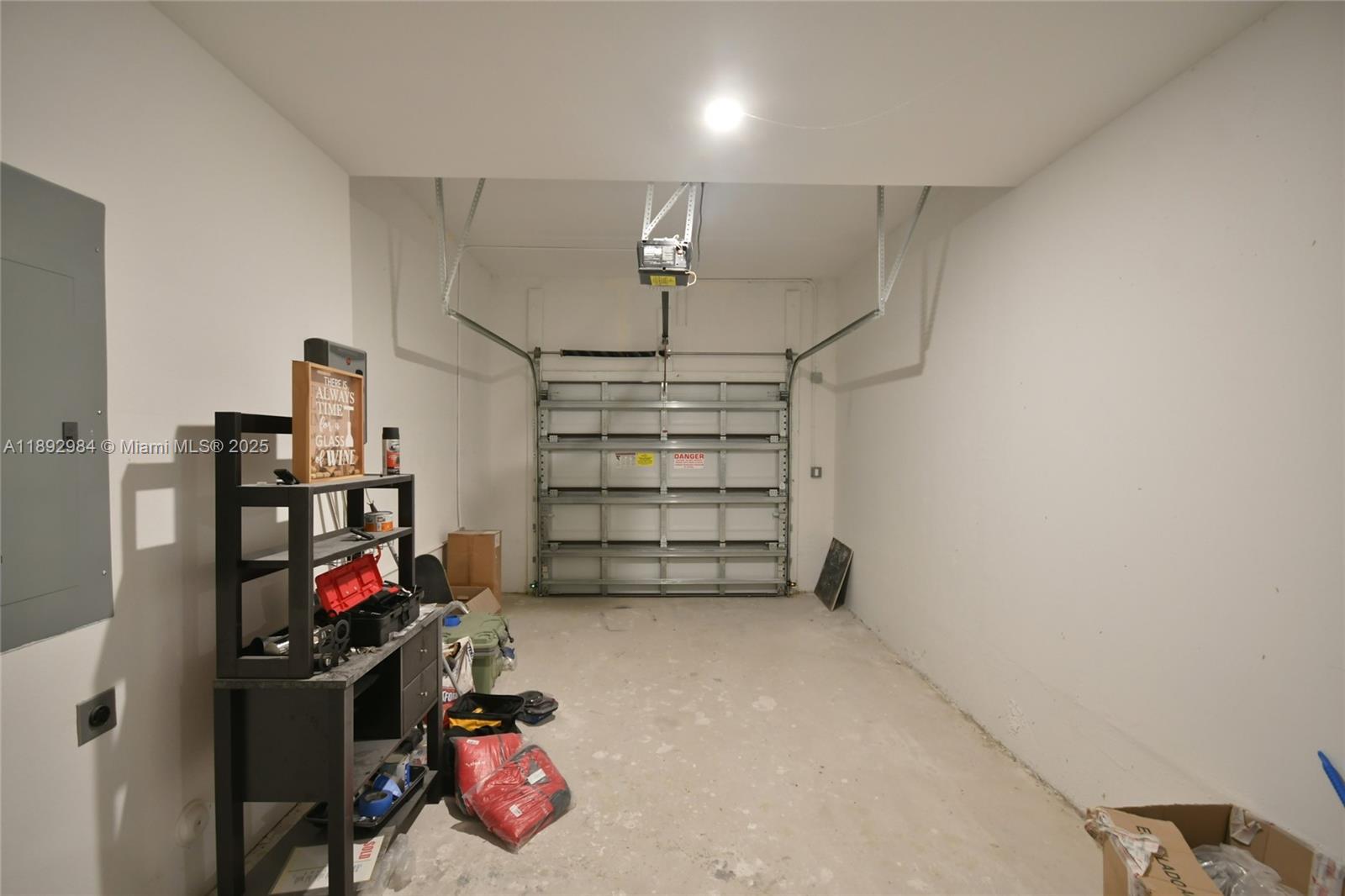 On Alba - Residential Lease