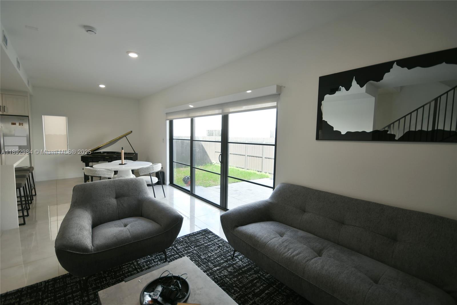On Alba - Residential Lease