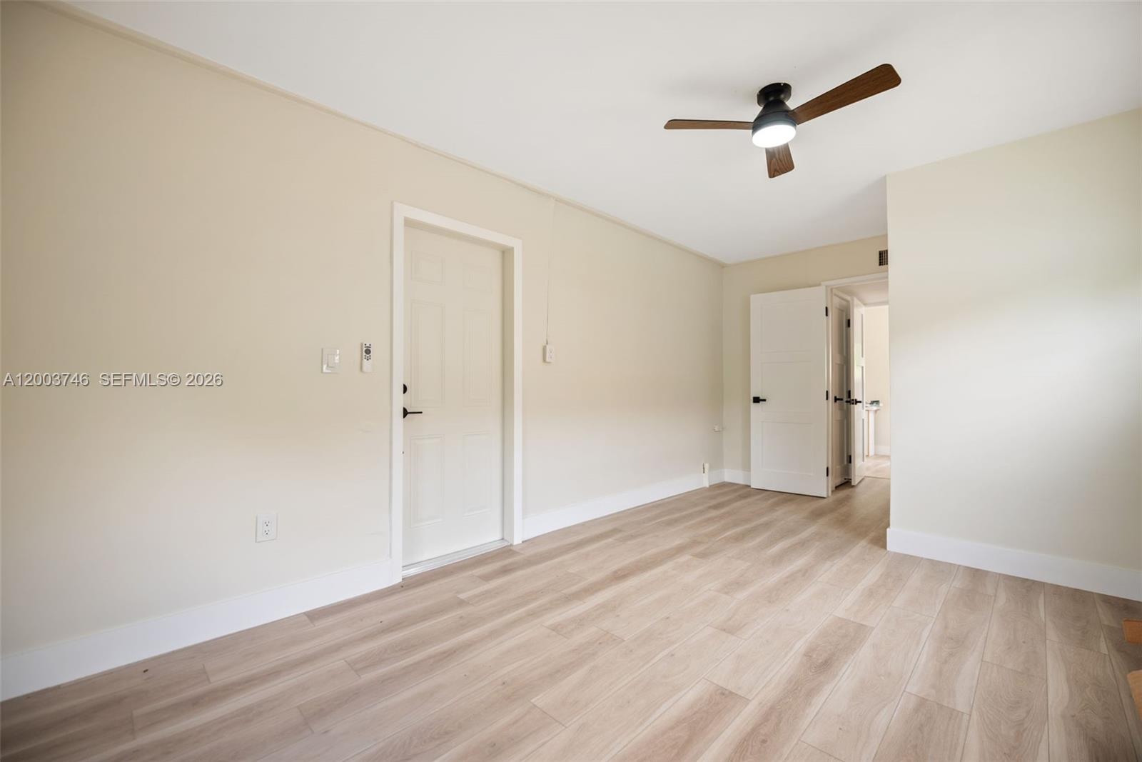 TAYLOR MANOR - Residential