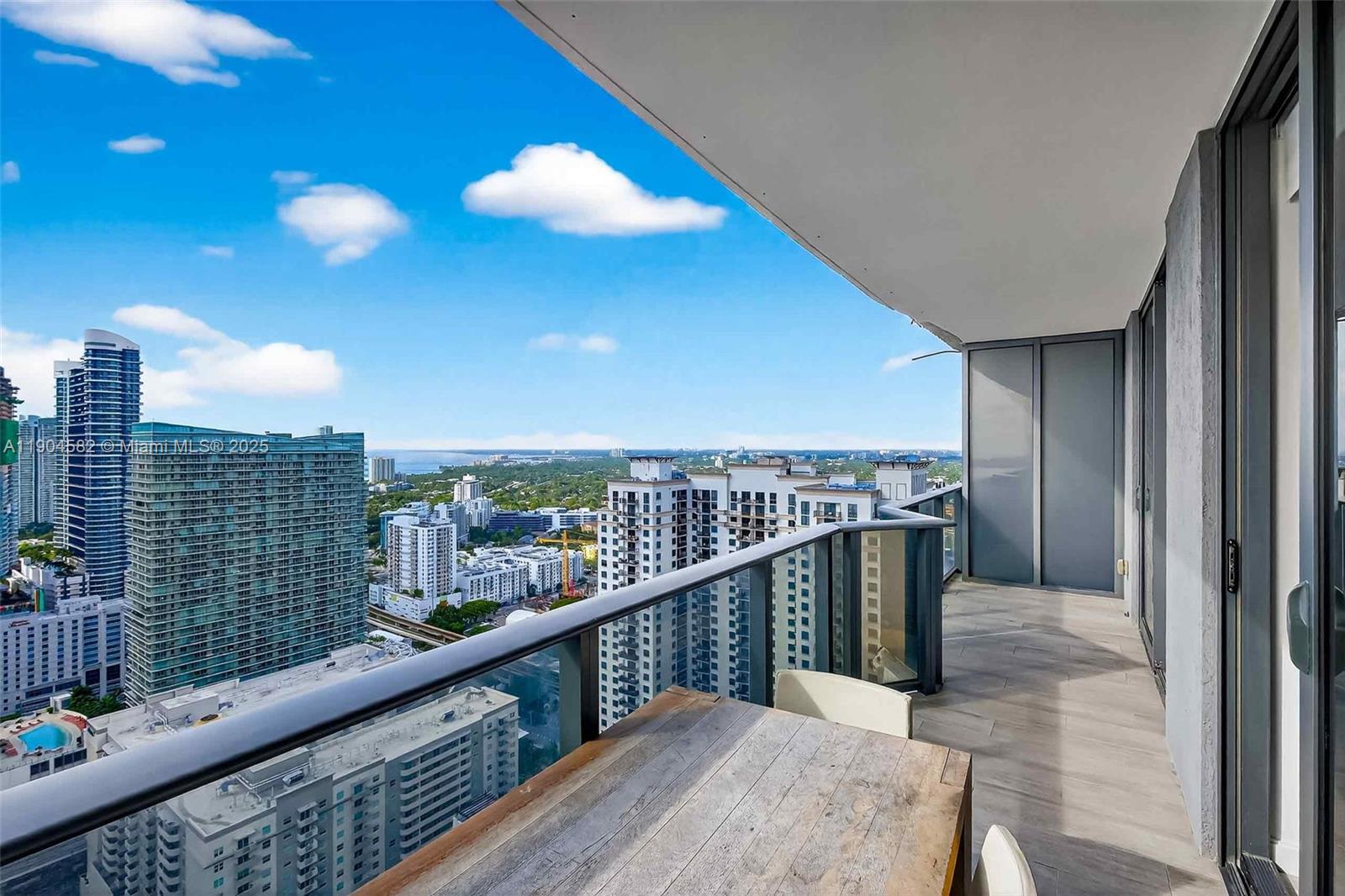 BRICKELL HEIGHTS EAST CON - Residential Lease