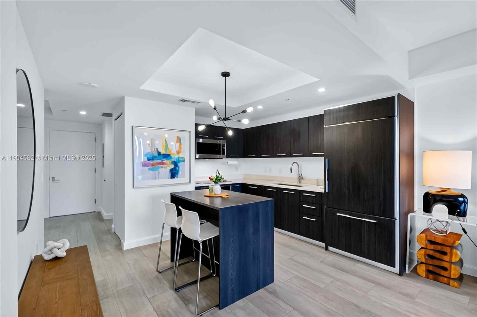 BRICKELL HEIGHTS EAST CON - Residential Lease