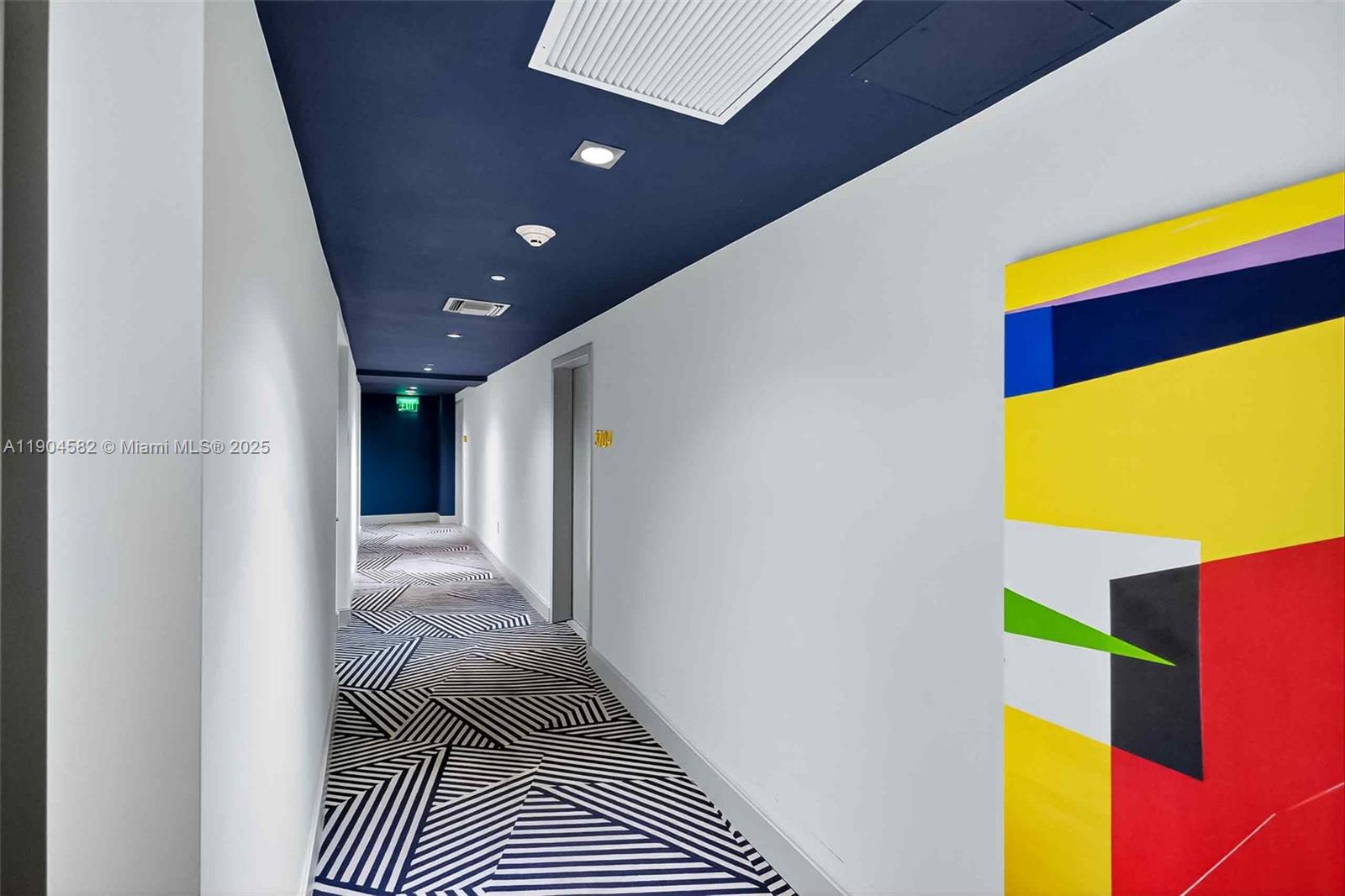 BRICKELL HEIGHTS EAST CON - Residential Lease