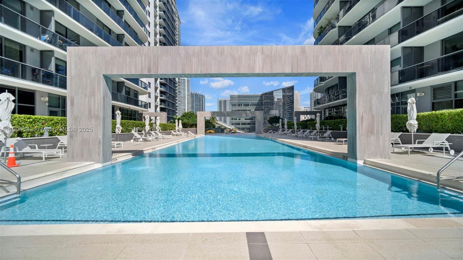 BRICKELL HEIGHTS EAST CON - Residential Lease