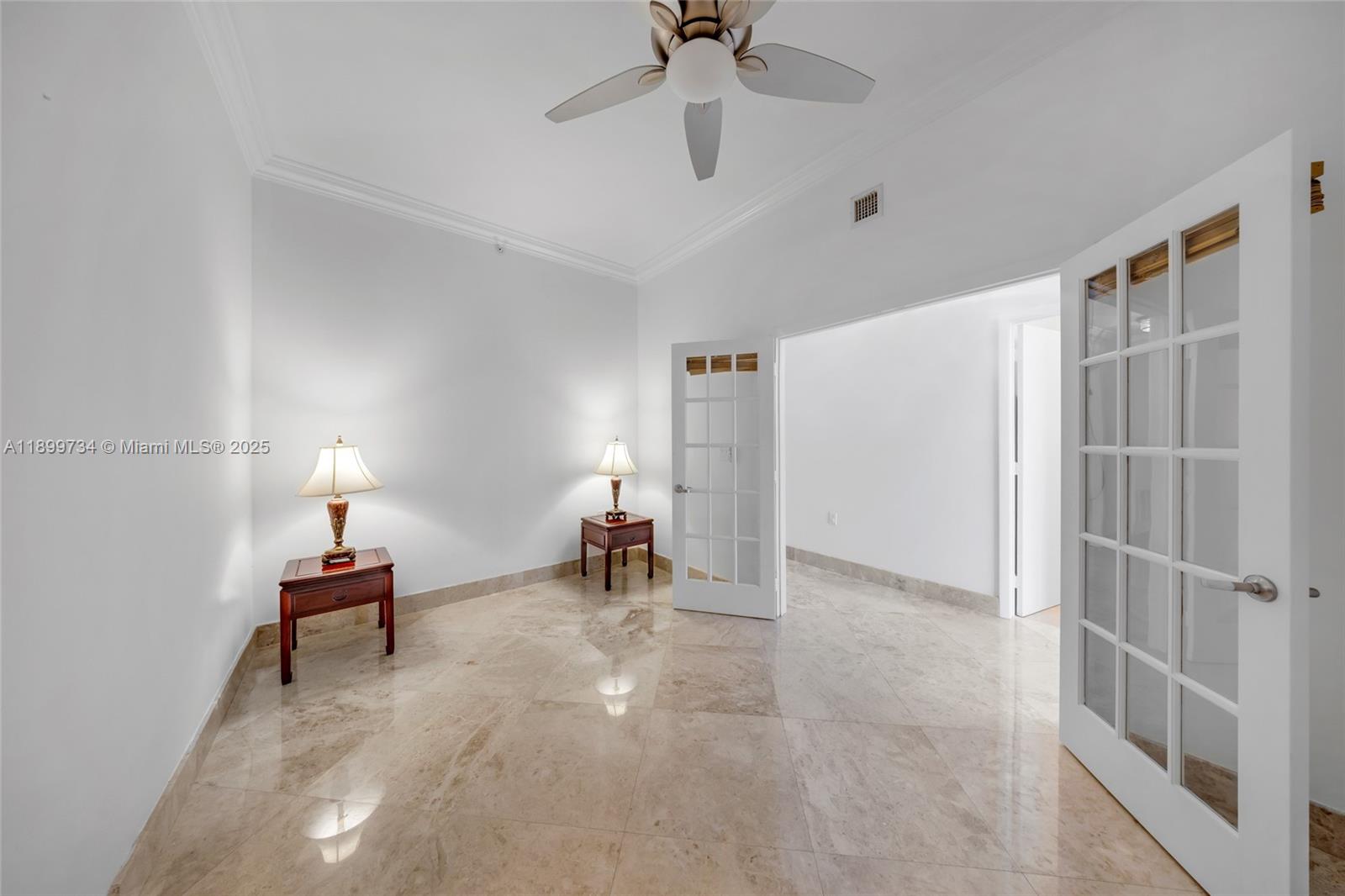 LUNA OCEAN RESIDENCES CON - Residential Lease