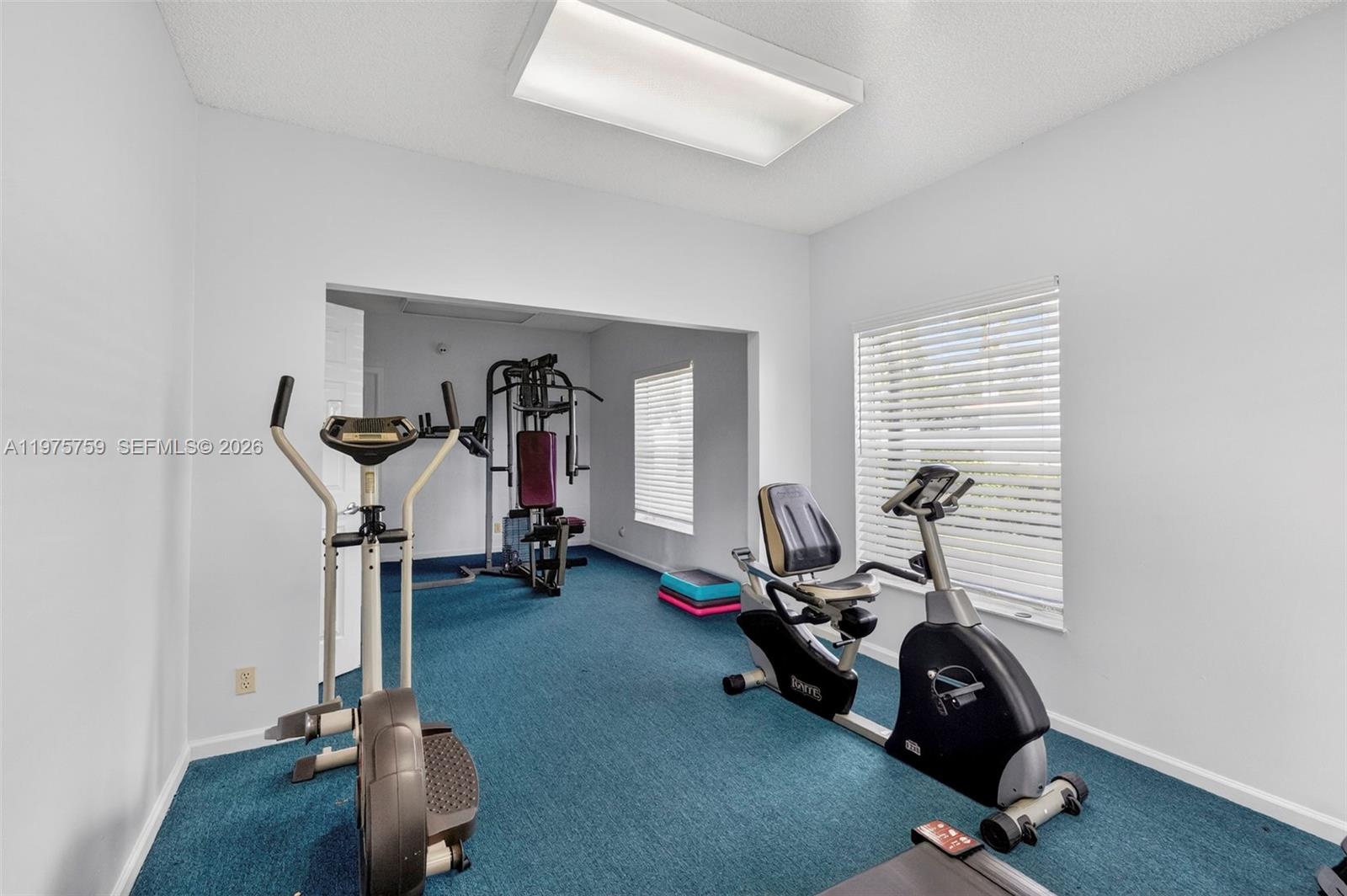 WOODLAND LAKES - Residential