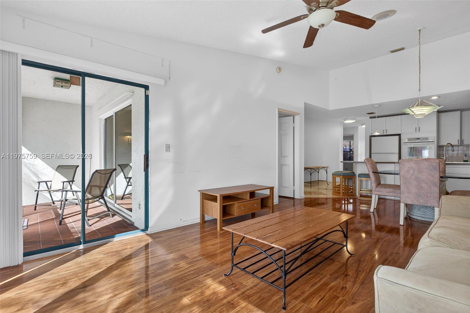 6708 N Pine Island Rd