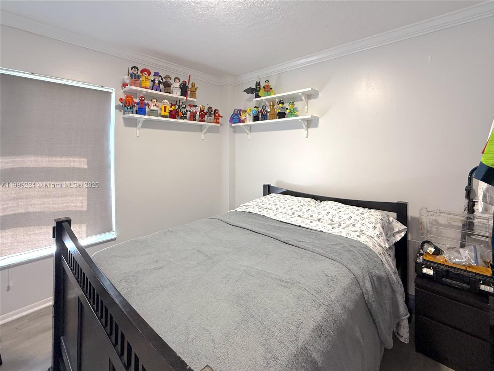 MANORS OF INVERRARY I-5 - Residential