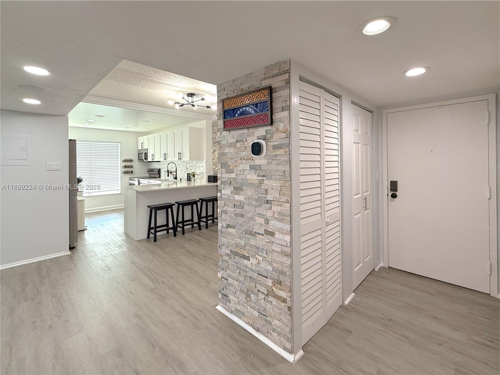 MANORS OF INVERRARY I-5 - Residential