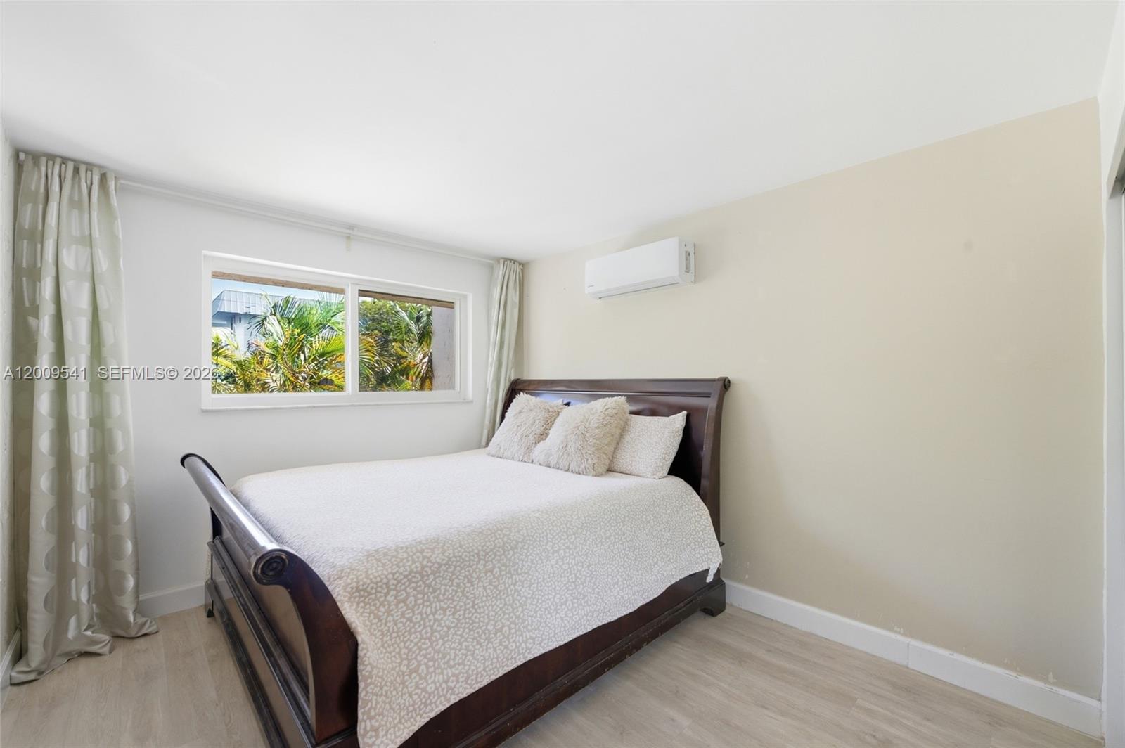 LAGO VERDE VILLAS CONDO - Residential