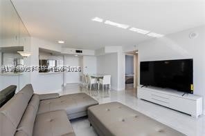 1800 Sunset Harbour Dr 2215