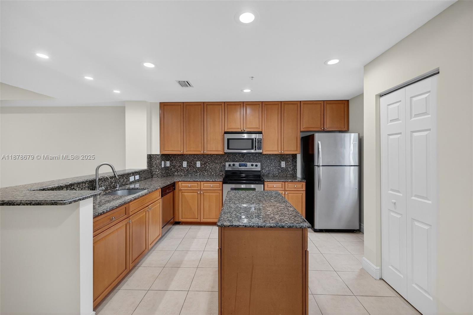 CYPRESS GROVE - Residential