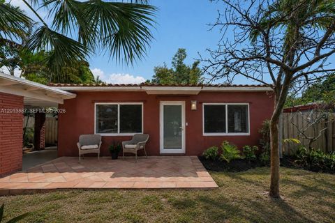 Photo of 1340 NW 7th Ave, Fort Lauderdale, FL 33311 (MLS # A12013887)