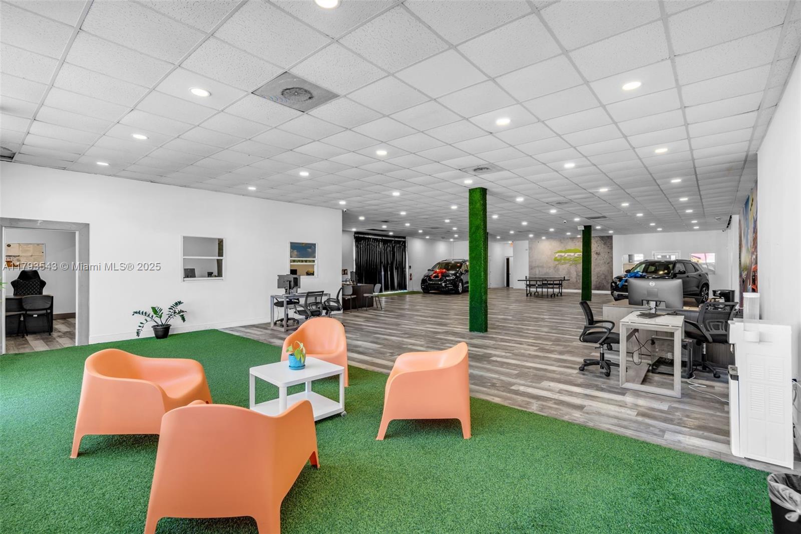 2340 NW 27th Ave