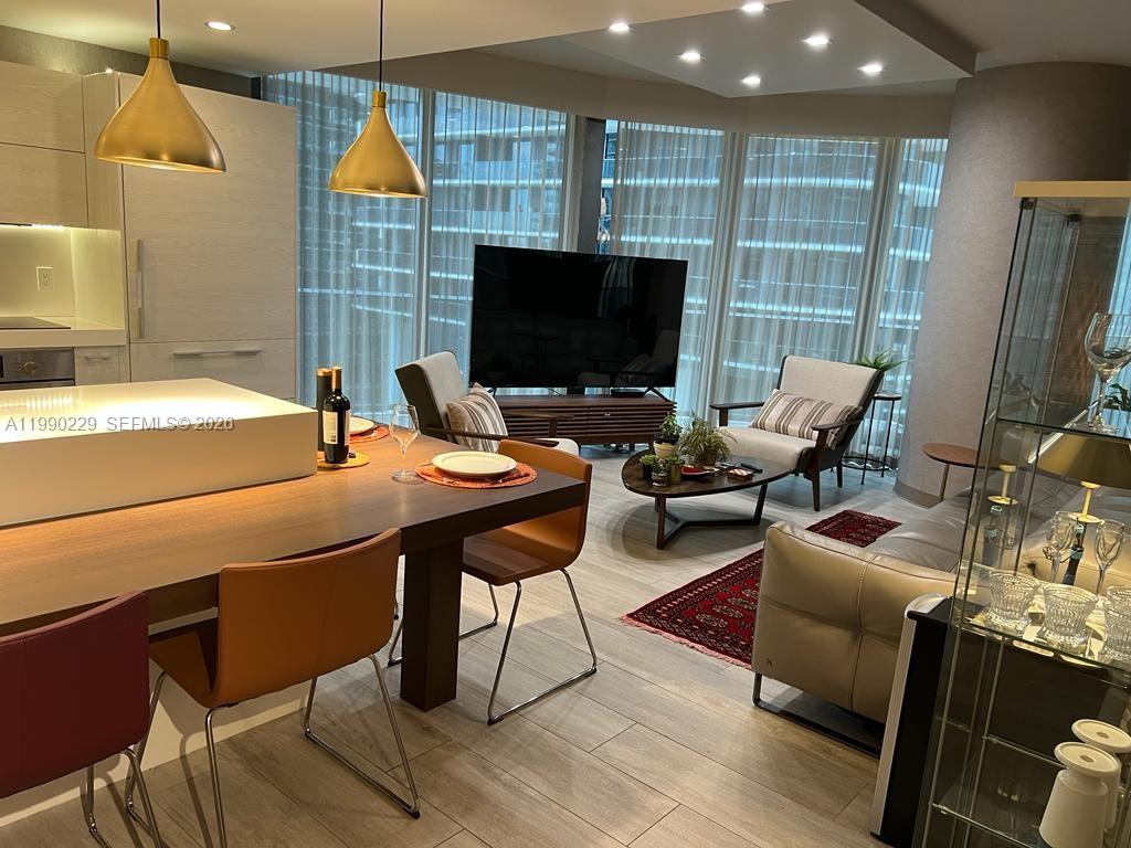 BRICKELL HEIGHTS EAST CON - Residential Lease