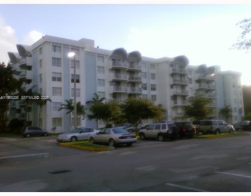 MONTECARLO CONDO - Residential Lease