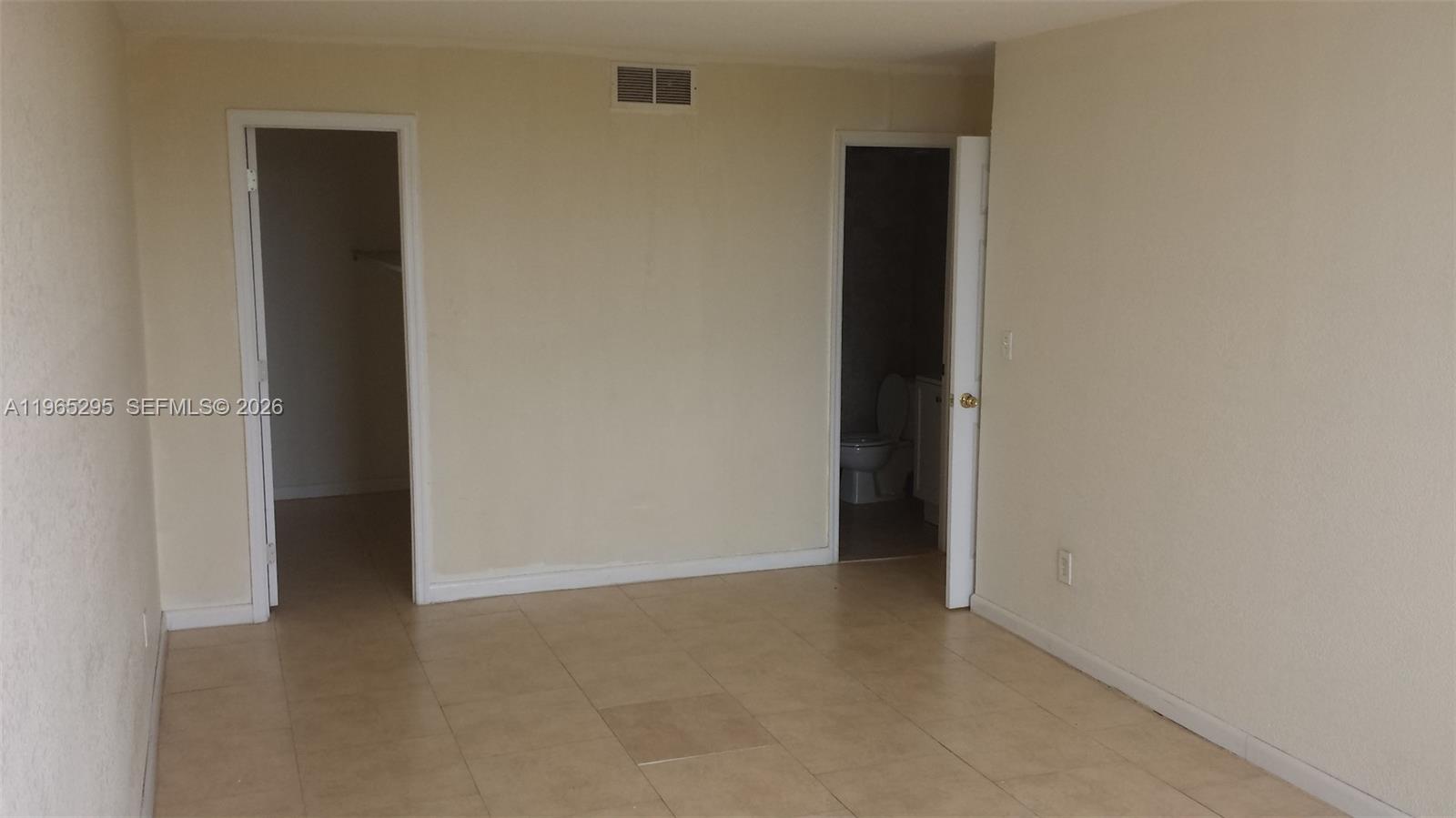 MONTECARLO CONDO - Residential Lease