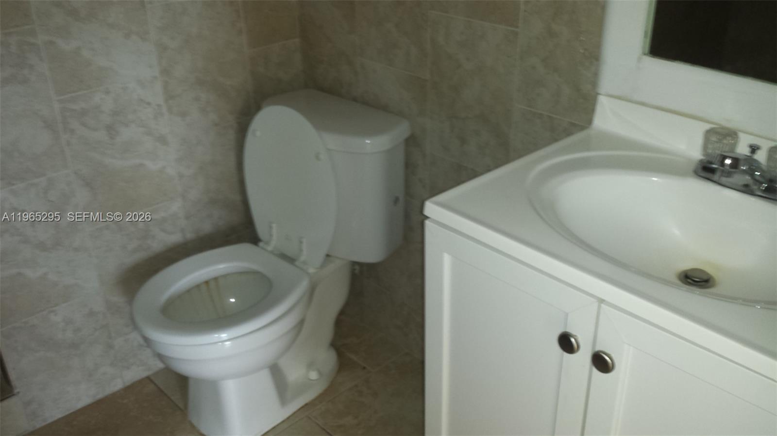 MONTECARLO CONDO - Residential Lease