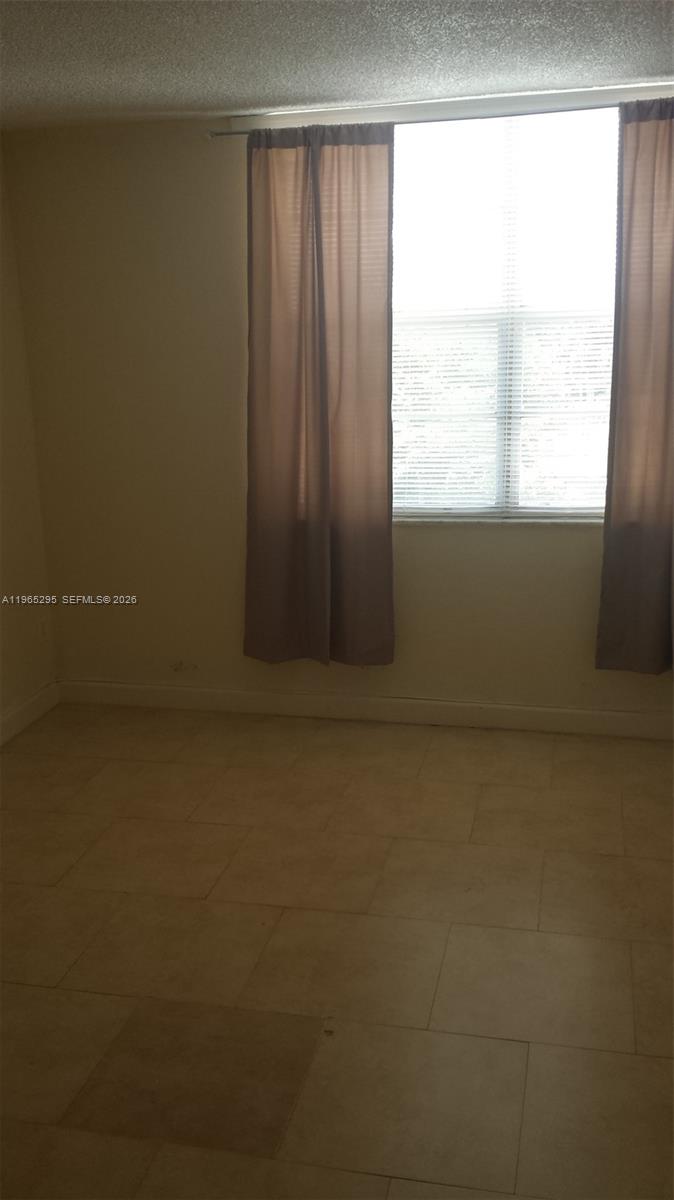 MONTECARLO CONDO - Residential Lease