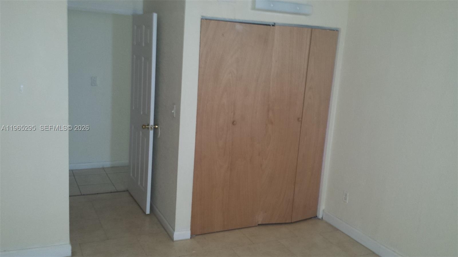 MONTECARLO CONDO - Residential Lease