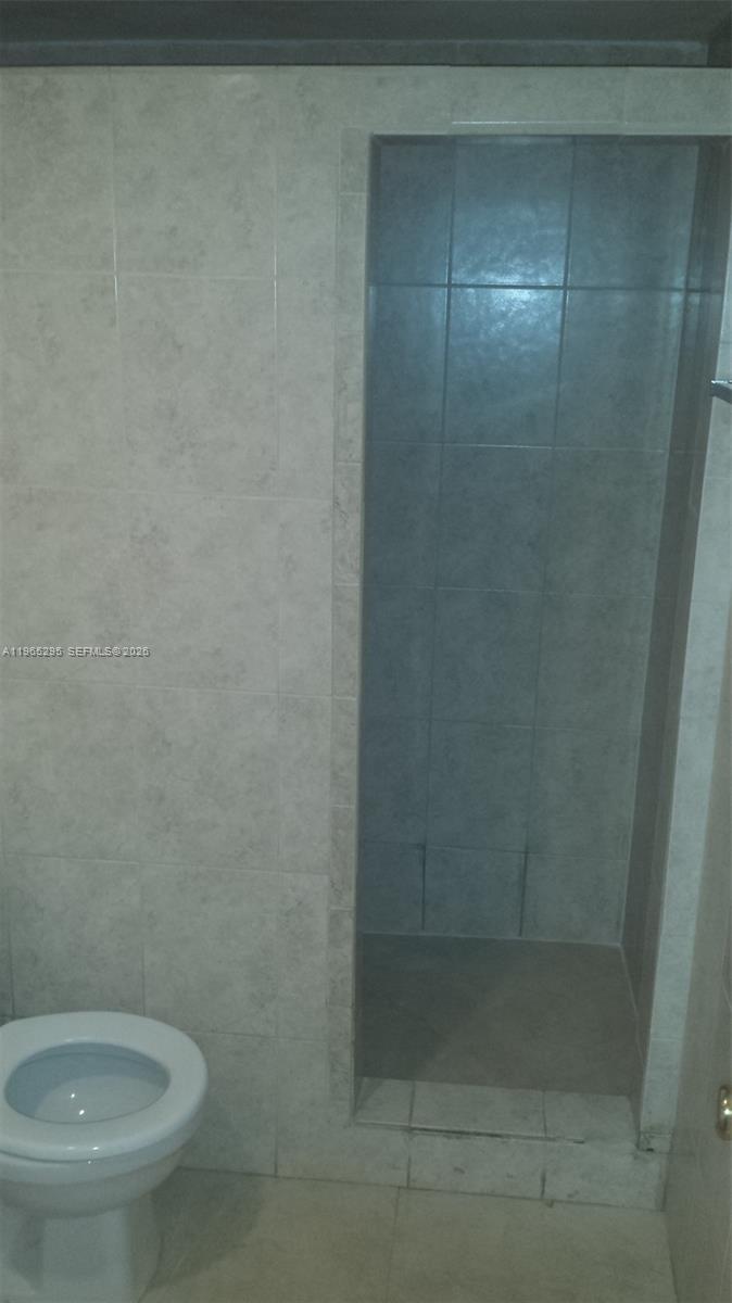 MONTECARLO CONDO - Residential Lease