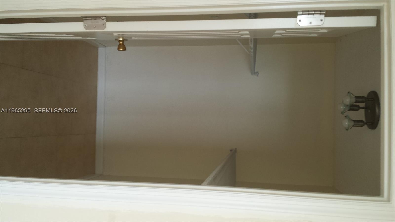 MONTECARLO CONDO - Residential Lease