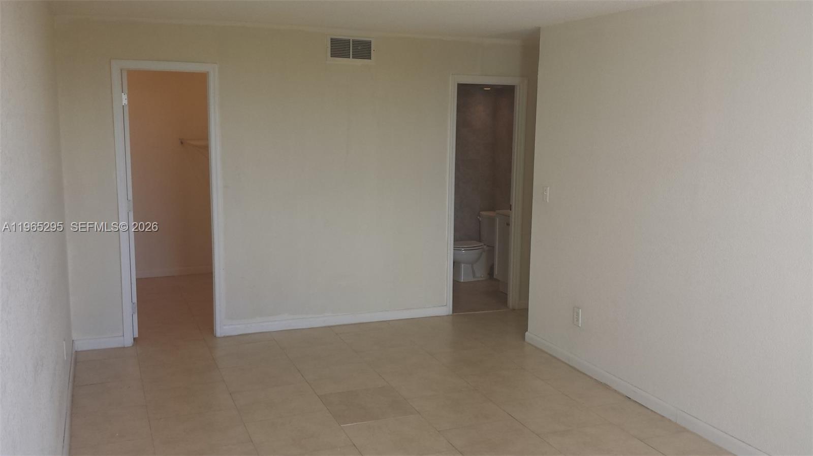 MONTECARLO CONDO - Residential Lease