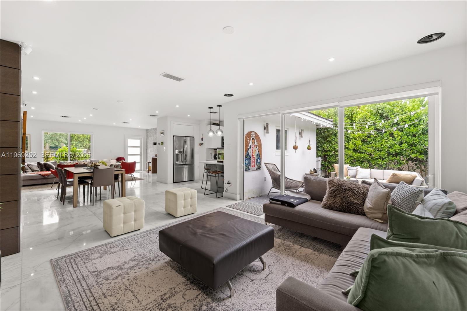 LOUISE PARK - Residential