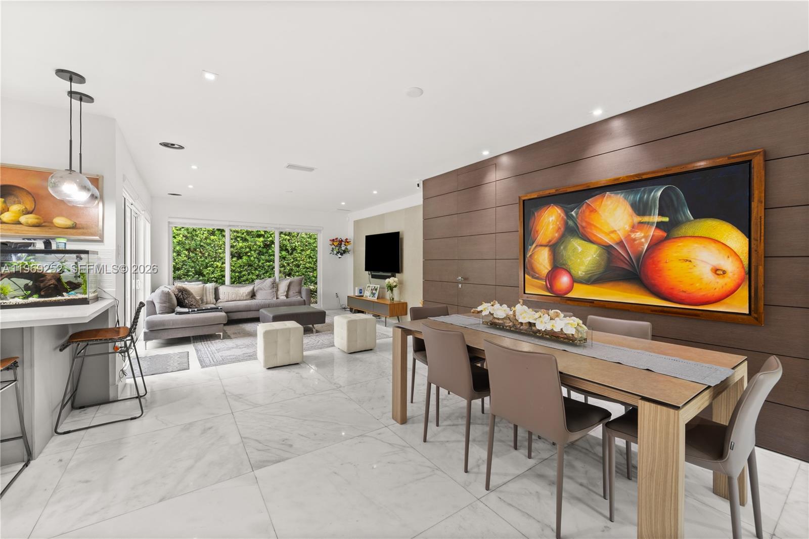 LOUISE PARK - Residential