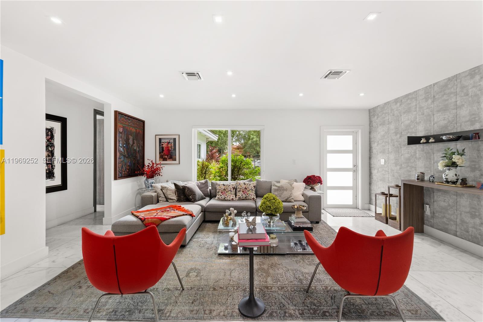 LOUISE PARK - Residential