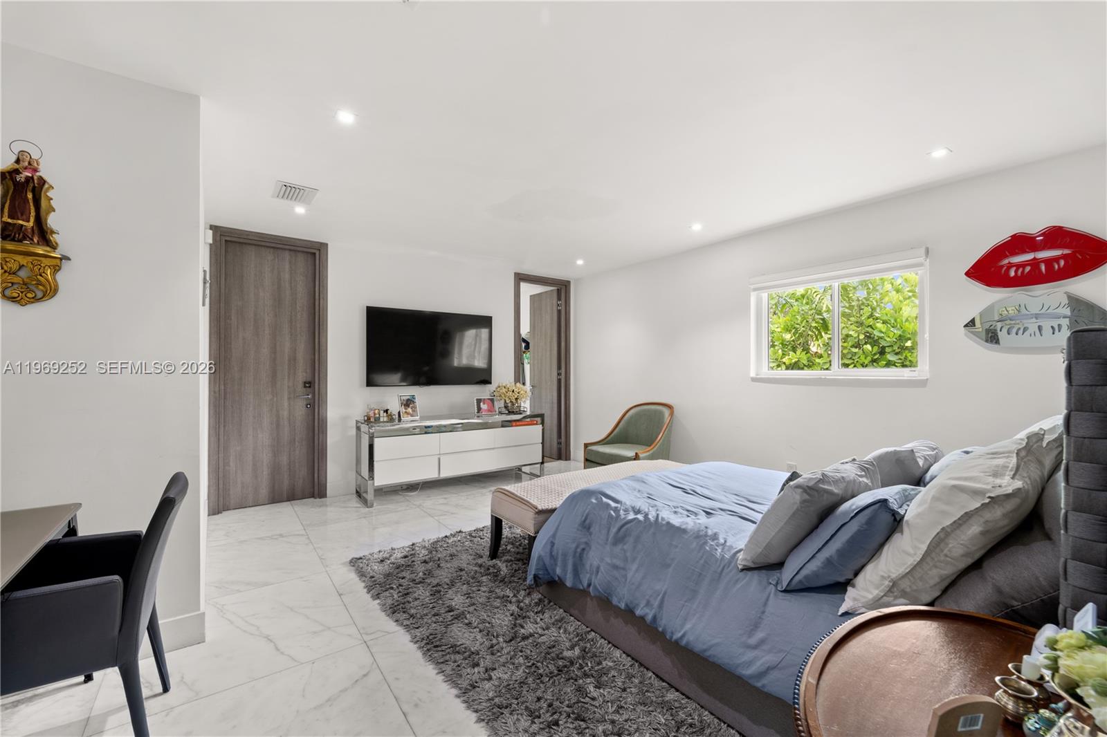 LOUISE PARK - Residential