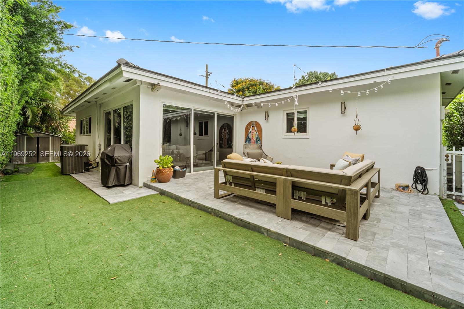 LOUISE PARK - Residential