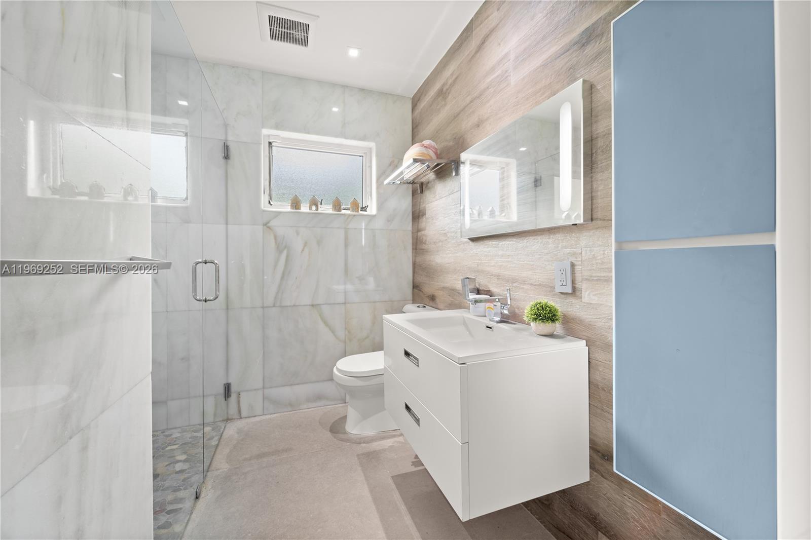 LOUISE PARK - Residential