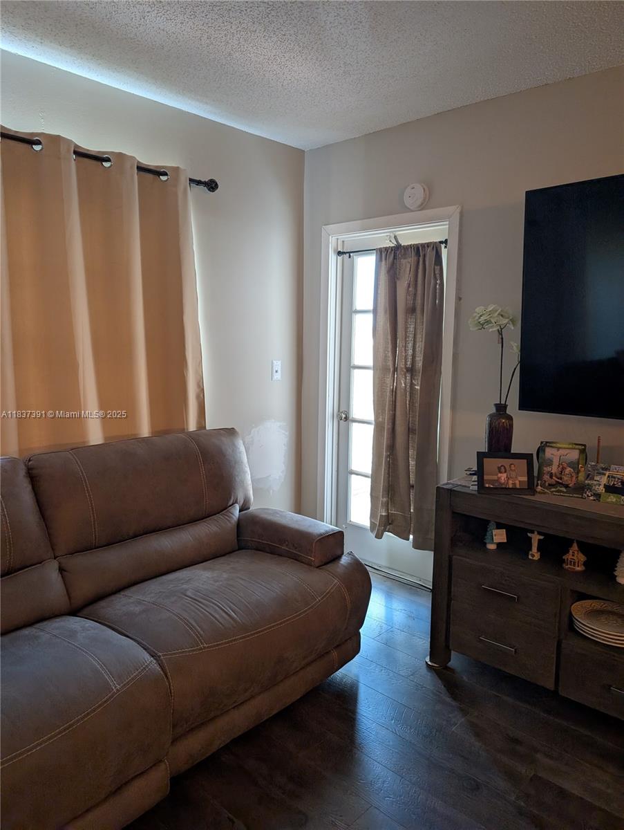 PLANTATION TERRACE CONDO - Residential