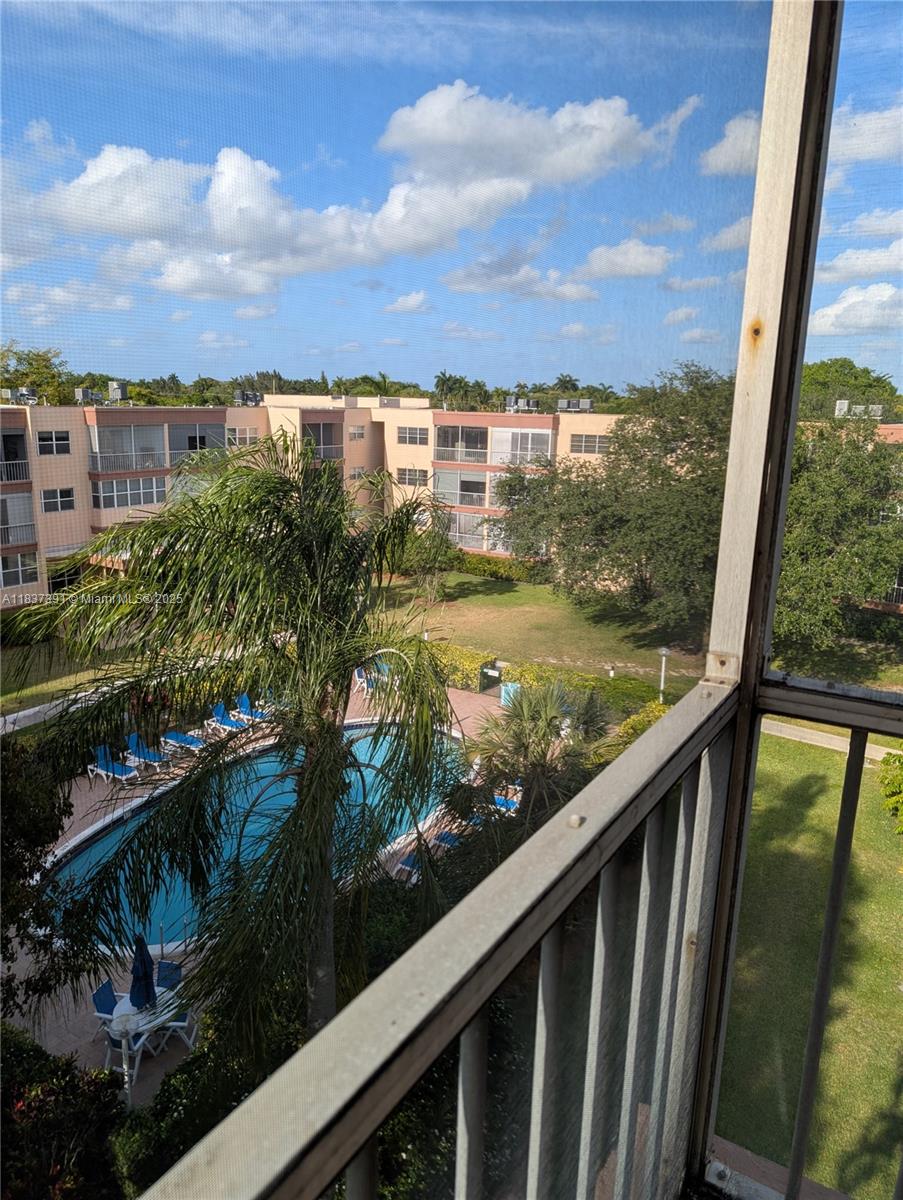 PLANTATION TERRACE CONDO - Residential