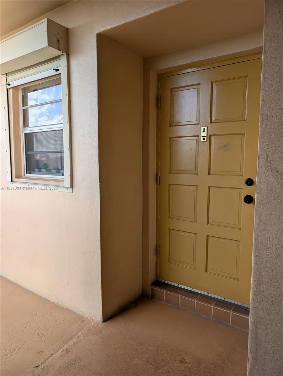 6751 Cypress Rd 405